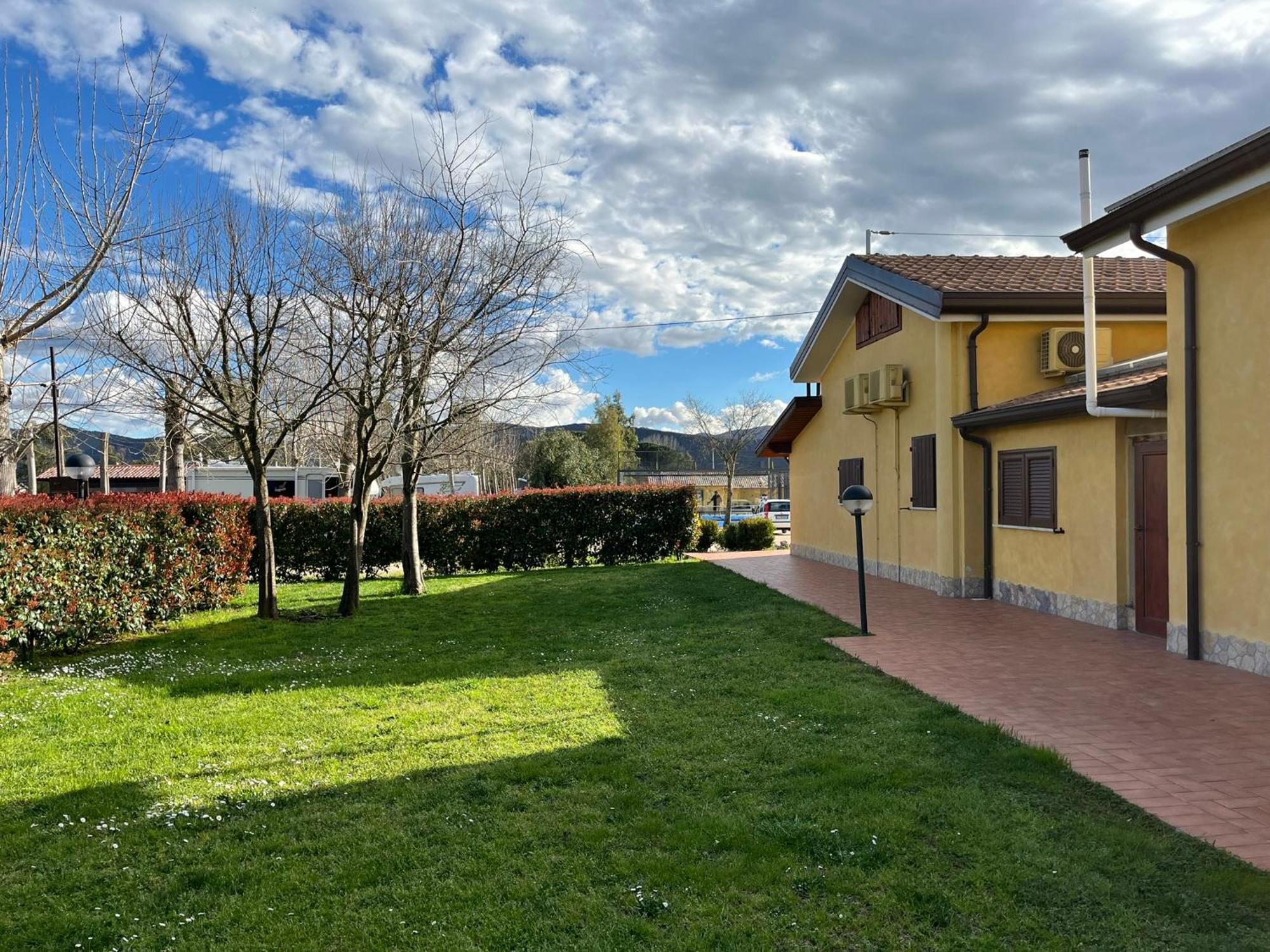 Le Ganze Bed & Breakfast Ceprano Bagian luar foto