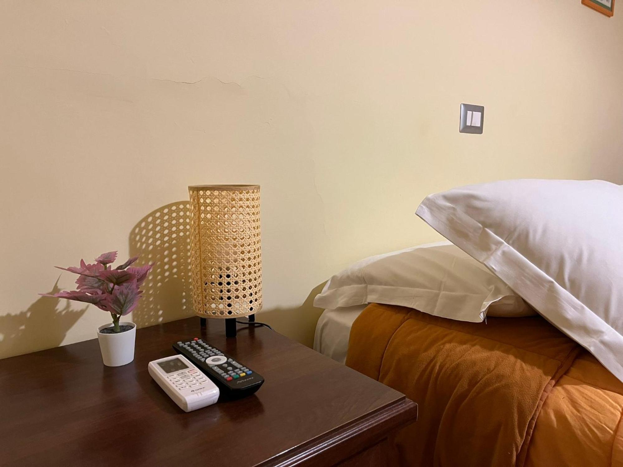 Le Ganze Bed & Breakfast Ceprano Bagian luar foto
